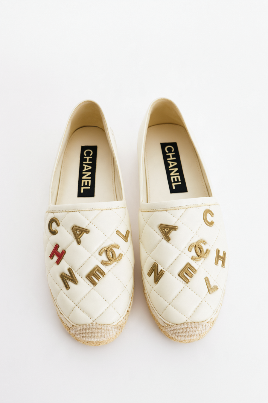 Chanel - 0