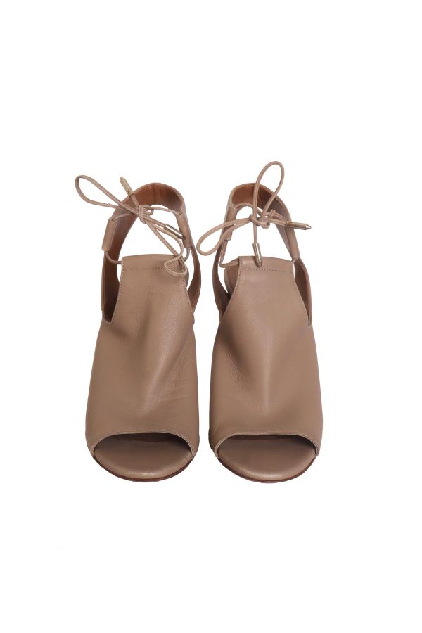 Aquazzura detail