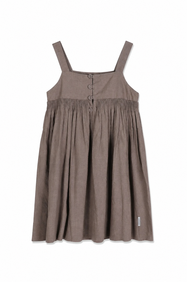 Chloe detail